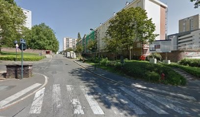 Lacatus Stefan, Concessionnaire Automobile à Rennes