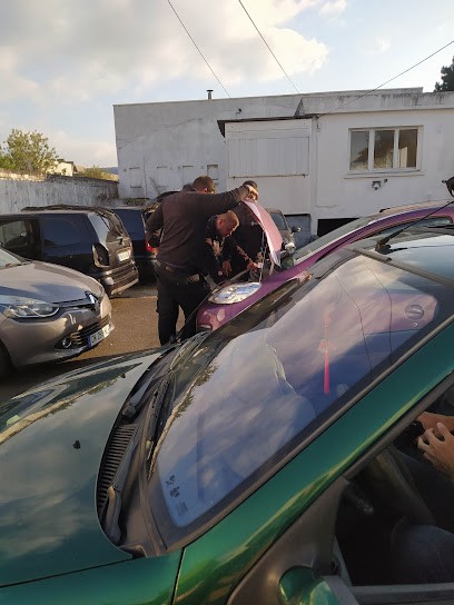 GARAGE NEVES AUTO -Renault-Dealer, Concessionnaire Automobile à Champigny-sur-Marne