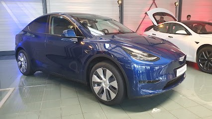 Centre Tesla - Rouen, Concessionnaire Automobile à Saint-Jean-du-Cardonnay