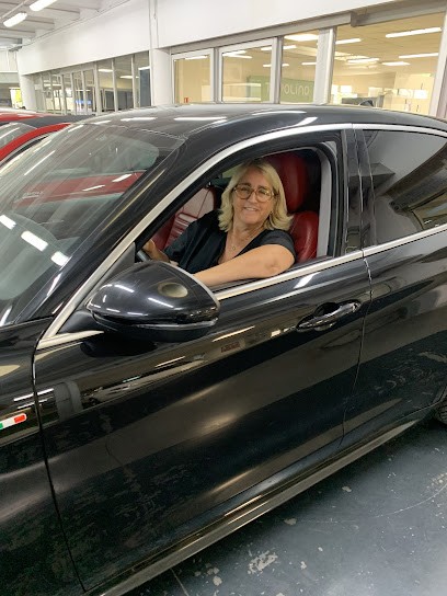 PRADO SERVICES AUTOMOBILES ALFA ROMEO, Concessionnaire Automobile à Marseille 08