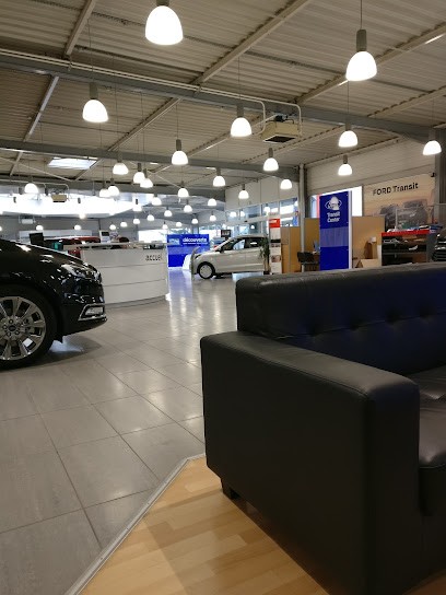 Paris Brest, Concessionnaire Automobile à Lucé