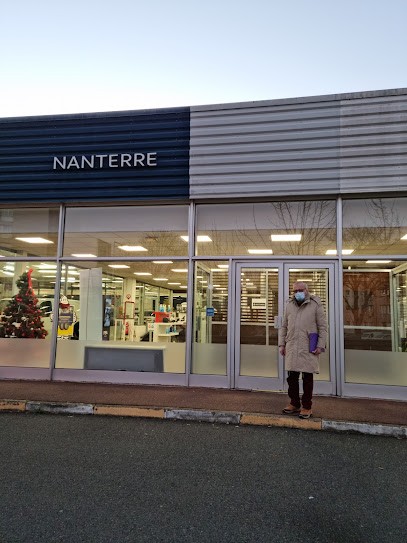 Centre De Livraisons Région Parisienne (PSA), Concessionnaire Automobile à Nanterre