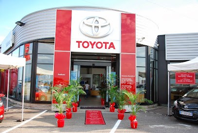 Toyota - Sadexo - Orange, Concessionnaire Automobile à Orange