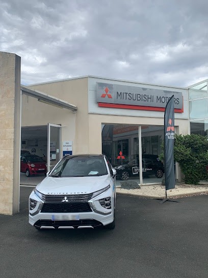 Mitsubishi Motors Niort - Cachet Giraud, Concessionnaire Automobile à Niort