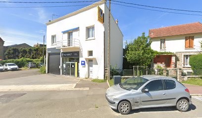 AKM AUTO Dacia Dealer, Concessionnaire Automobile à Saint-Cyr-l'École