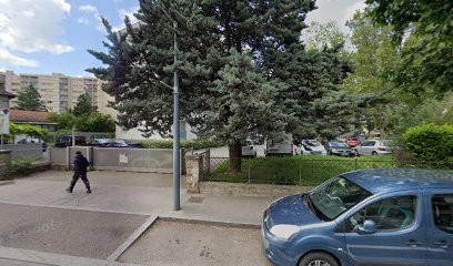 HYPERION, Concessionnaire Automobile à Villeurbanne