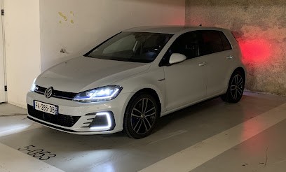 Volkswagen Et Volkswagen Utilitaires La Rochelle C.A.R., Concessionnaire Automobile à La Rochelle