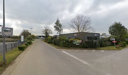 Legend Car, Concessionnaire Automobile à Erquy