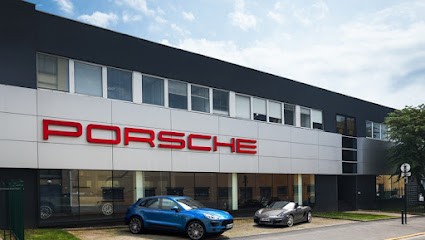 Centre Porsche Paris La Défense, Concessionnaire Automobile à Courbevoie