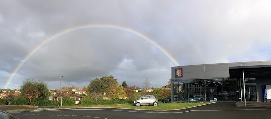 Garage Larrouquis, Concessionnaire Automobile à Hagetmau