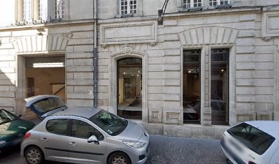 Rétromobile Club Cognaçais, Concessionnaire Automobile à Cognac