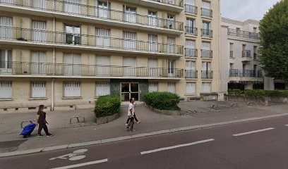 Webcarcenter.com, Concessionnaire Automobile au Chesnay