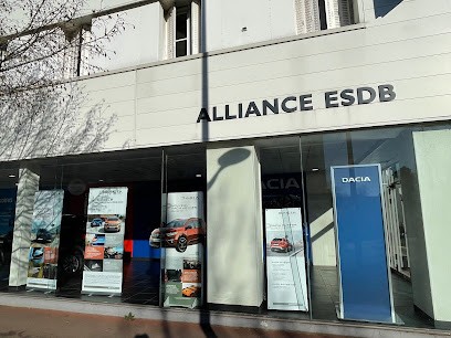 Dacia Saint-Germain-en-Laye - CAR LOVERS, Concessionnaire Automobile à Saint-Germain-en-Laye