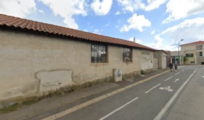 Renault Francois, Concessionnaire Automobile à Savigneux