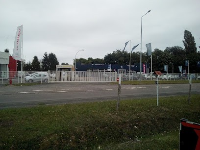 PEUGEOT - AUTOMOBILES CDR, Concessionnaire Automobile à Pringy