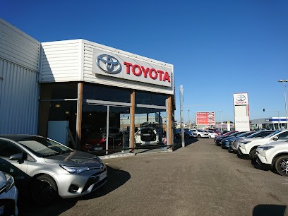 Toyota - Toys Motors - Dieppe, Concessionnaire Automobile à Dieppe