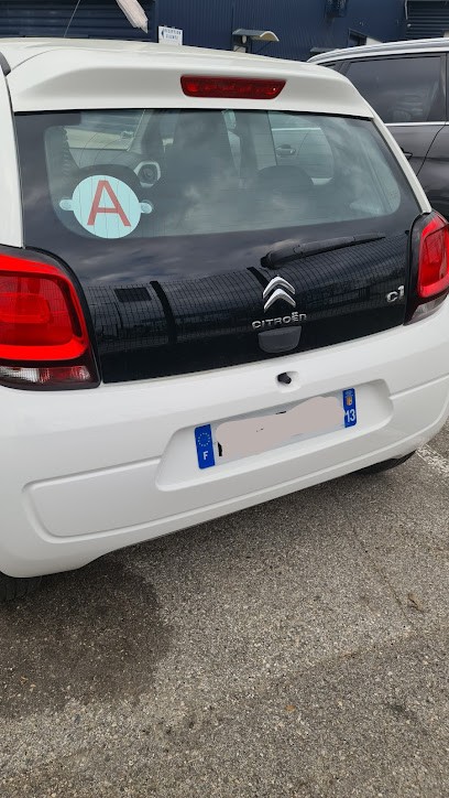 SAS LOUVET AUTOS - PEUGEOT, Concessionnaire Automobile à Morestel