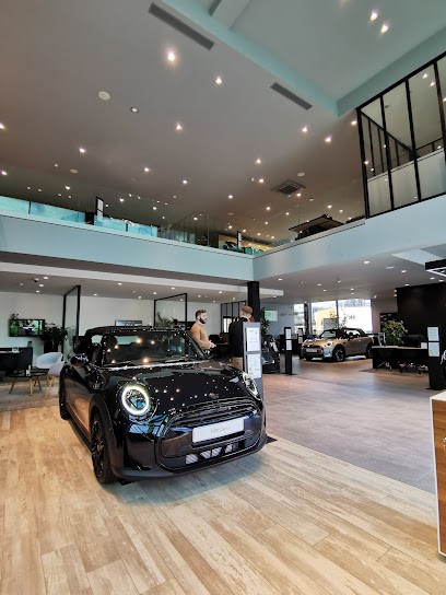 MINI Vélizy, Concessionnaire Automobile à Vélizy-Villacoublay
