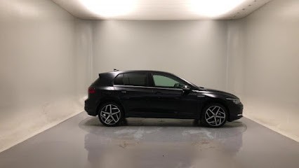 Auto-MAR, Concessionnaire Automobile à Puteaux