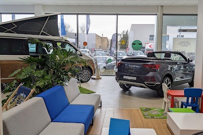 BYmyCAR Lyon Est Seat Service, Concessionnaire Automobile à Vaulx-en-Velin