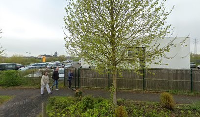 GARAGE NEVEU Dacia, Concessionnaire Automobile à Courville-sur-Eure