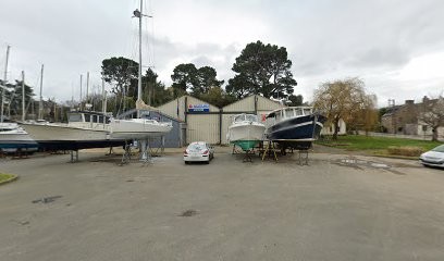 Suzuki Marine / ARMOR PLAISANCE, Concessionnaire Automobile à Lézardrieux