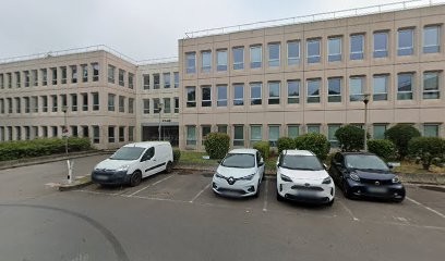 Pict4car, Concessionnaire Automobile à Sèvres