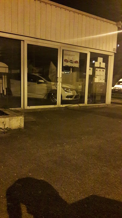 Autos Charcot Distribution, Concessionnaire Automobile à Naintré