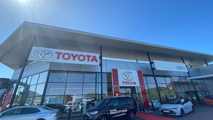 Toyota - Altis - Lorient, Concessionnaire Automobile à Lanester