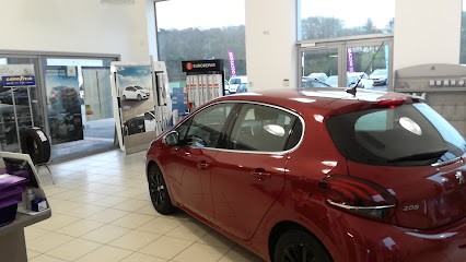 PEUGEOT - MC AUTOMOBILES, Concessionnaire Automobile à Guidel