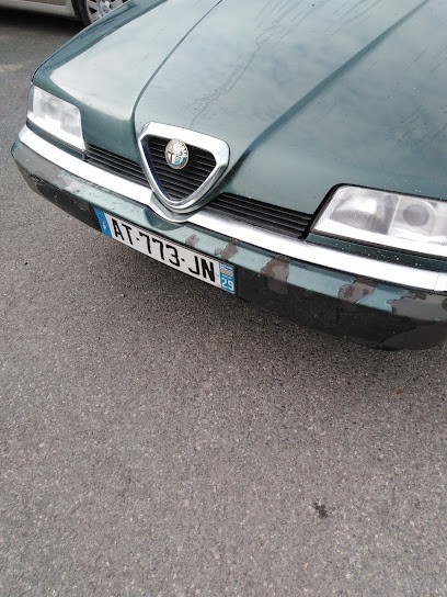 GARAGE DANIEL RAULT Renault, Concessionnaire Automobile à Plouaret