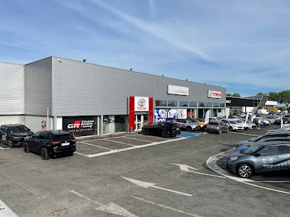 Toyota Amiens Gueudet 1880, Concessionnaire Automobile à Rivery