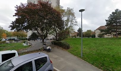 Drs AUTO, Concessionnaire Automobile aux Lilas