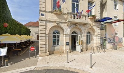 Renault at QUINGEY AUTOS Renault, Concessionnaire Automobile à Quingey