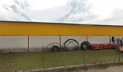 B and K cars, Concessionnaire Automobile à Ganges