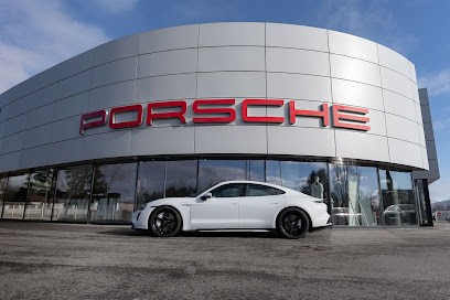 Centre PORSCHE Lyon Sud, Concessionnaire Automobile à Saint-Priest