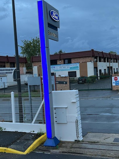 FORD MASSY - NAFI AUTO, Concessionnaire Automobile à Massy