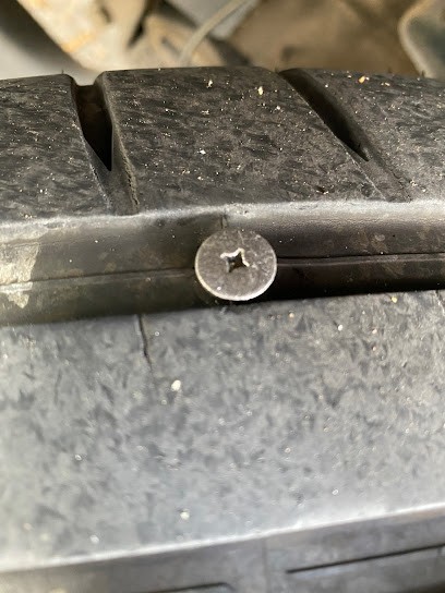 GARAGE LEVOL - Renault Dealer, Concessionnaire Automobile à Saint-Pierre-d'Oléron