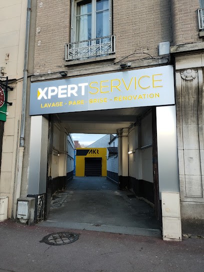 Akr Cars Club, Concessionnaire Automobile à Paris 08