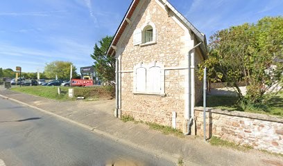 GARAGE DE LA POSTE - Renault Dealer, Concessionnaire Automobile à Gennes-Val-de-Loire