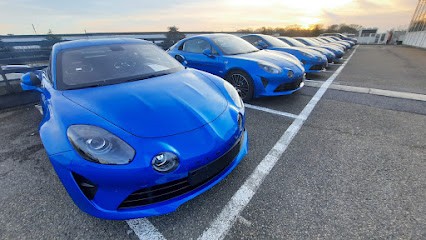 RENAULT RETAIL GROUP, Concessionnaire Automobile à Clamart