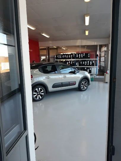 GARAGE LAPEYRE Citroen, Concessionnaire Automobile à Galan